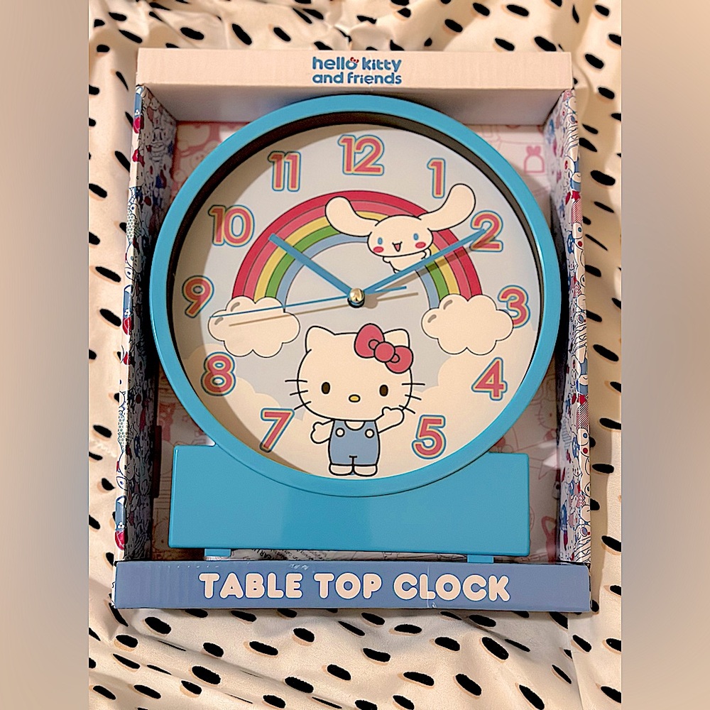 Hello Kitty & Friends Tabletop Clock
